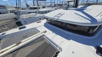 Lagoon 380