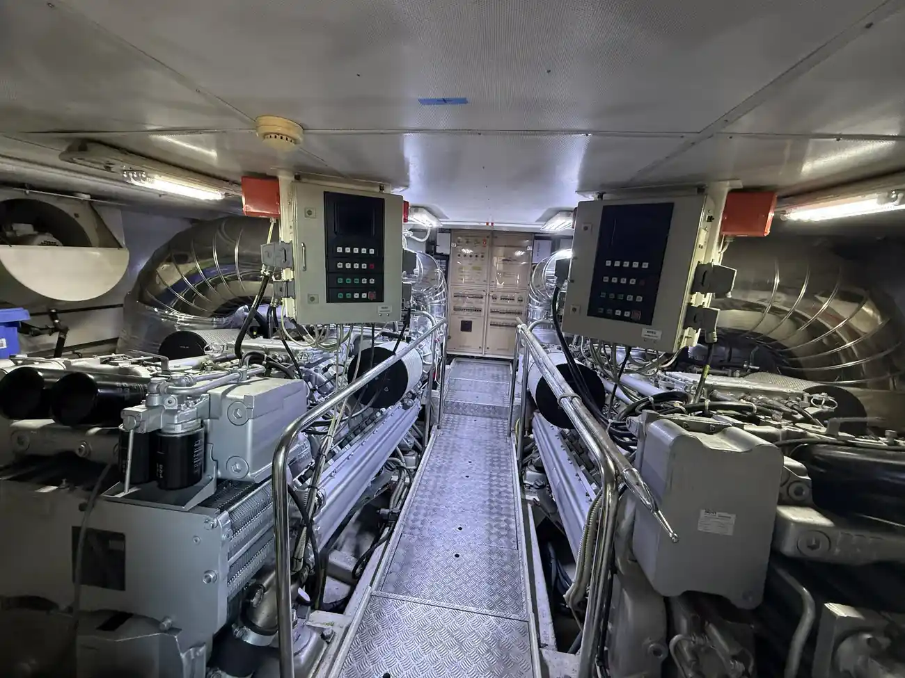 Thumbnail von Falcon 86 FALCON 86