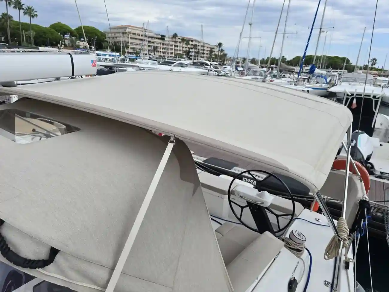 Thumbnail von Dufour 390 Grand Large