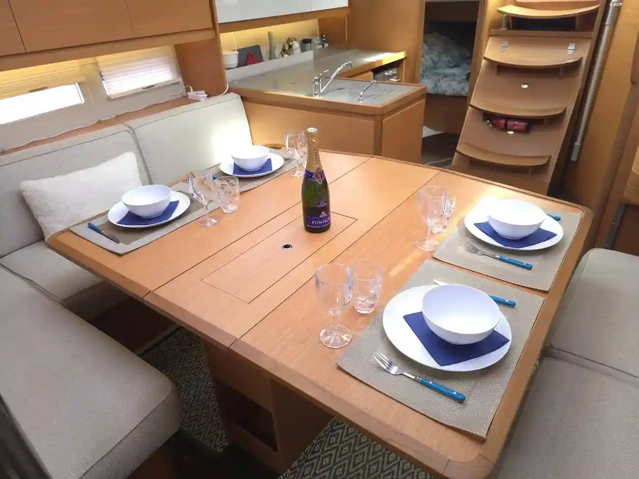 Thumbnail von Dufour 390 Grand Large