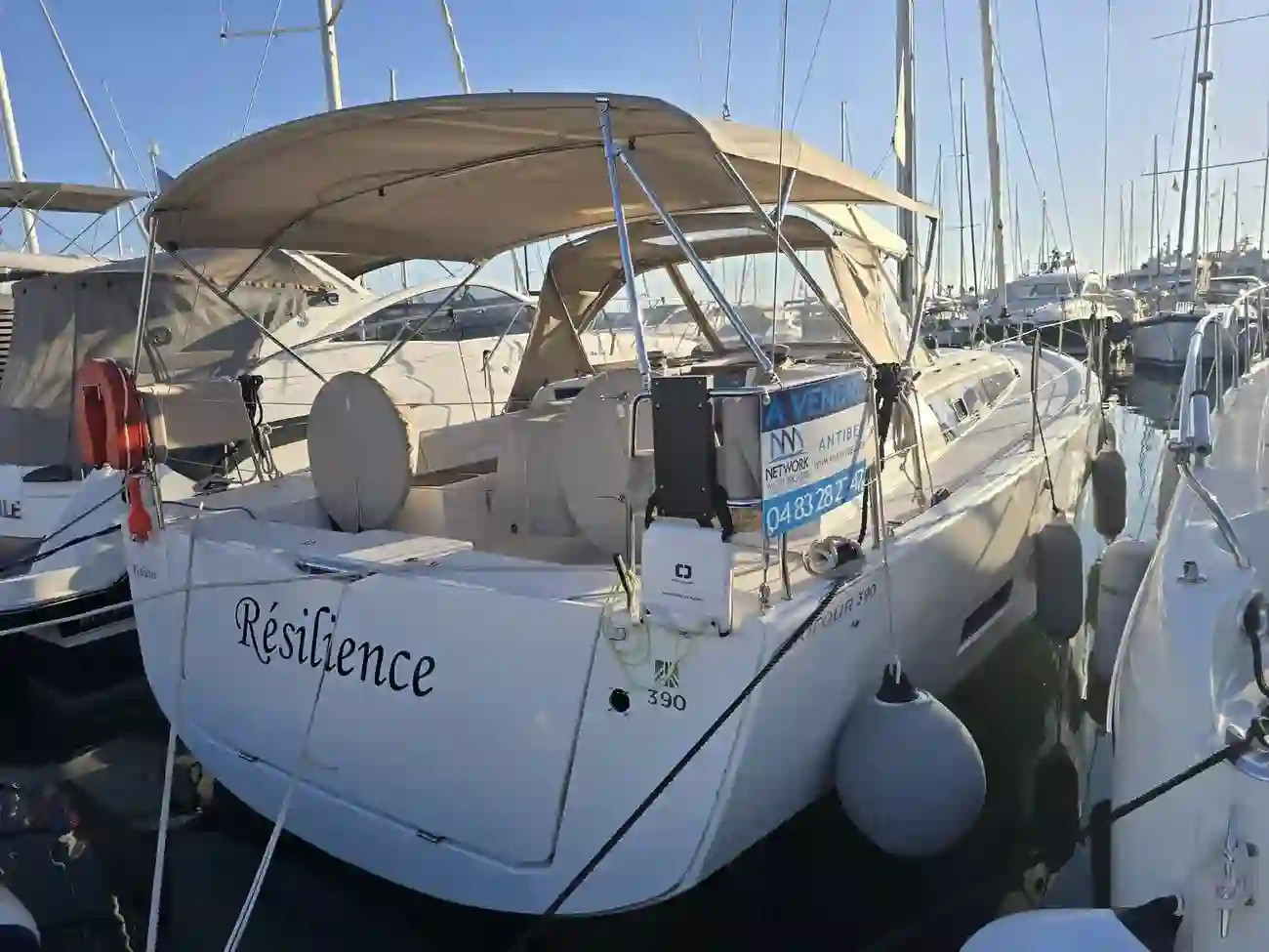 Thumbnail von Dufour 390 Grand Large