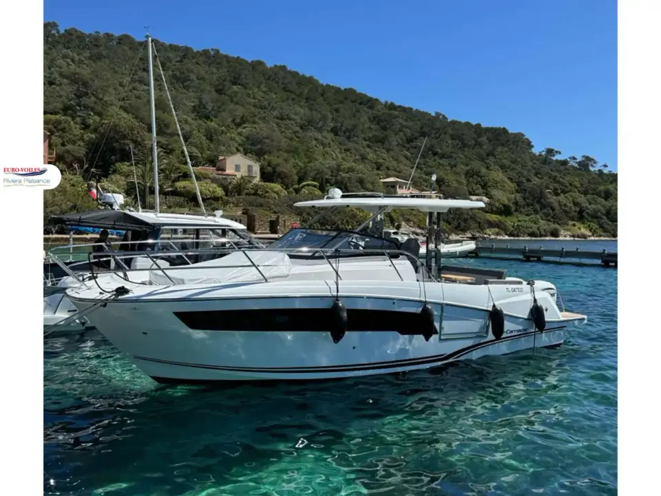 Jeanneau Cap Camarat 10.5 WA S2 PISTE NOIRE