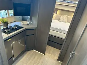 Thumbnail von Sealine S335 Новый корабль готов к отправке