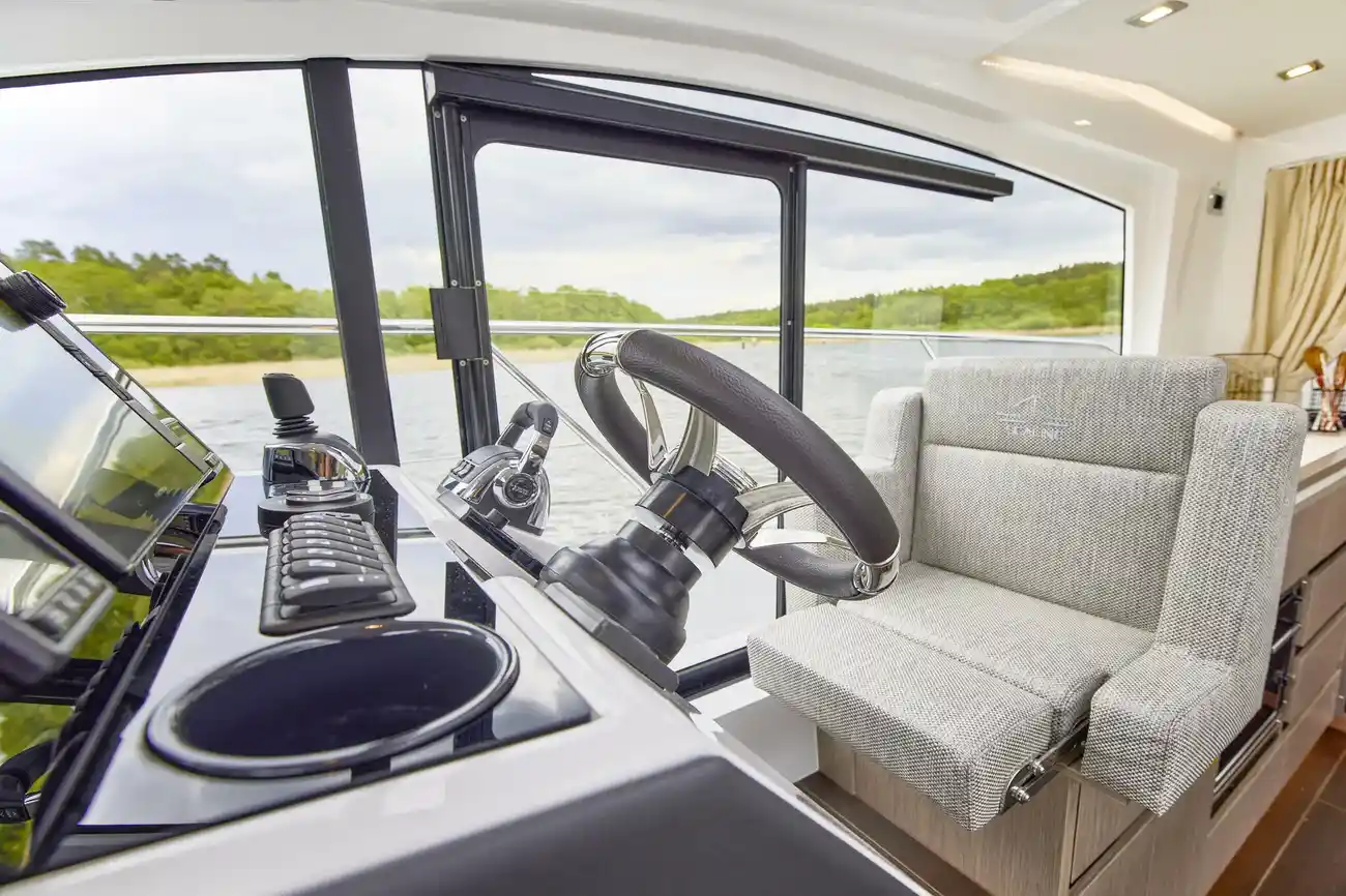 Thumbnail von Sealine C335 2026