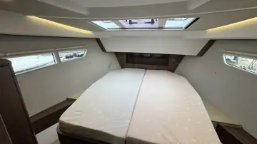 Thumbnail von Sealine C330 Lelia