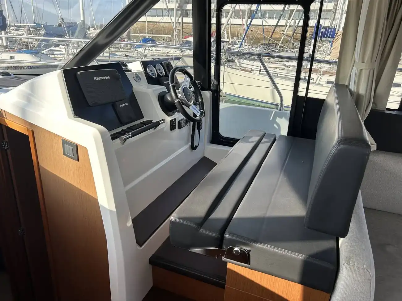 Thumbnail von Jeanneau Velasco 37F