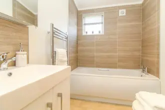 Thumbnail von Prestige Floating Home Floating Home at Priory Marina