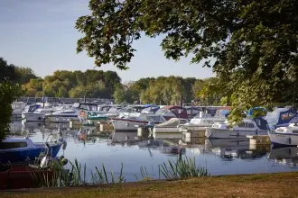 Thumbnail von Prestige Floating Home Floating Home at Priory Marina