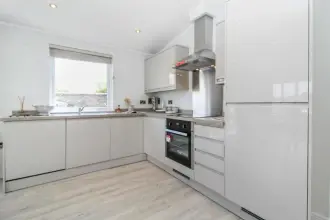 Thumbnail von Prestige Floating Home Floating Home at Priory Marina