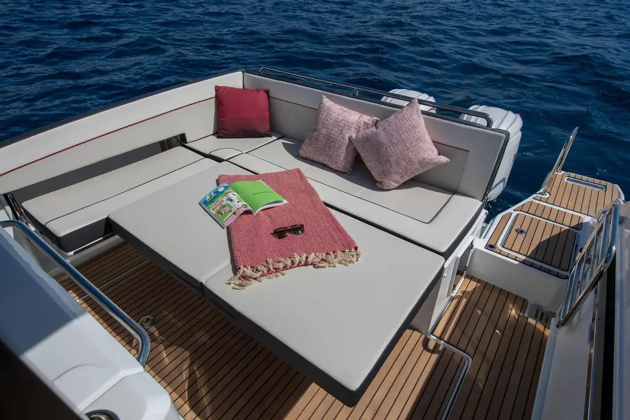 Thumbnail von Jeanneau Cap Camarat 9.0 WA