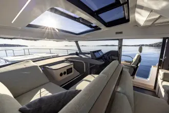 Thumbnail von Nimbus 495 Flybridge