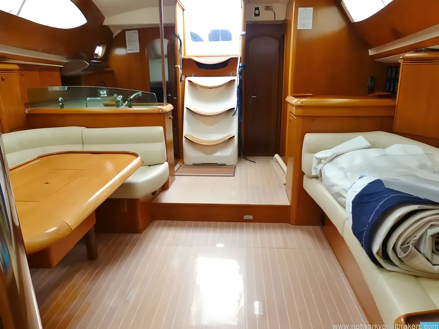 Thumbnail von Jeanneau Sun Odyssey 49 DS