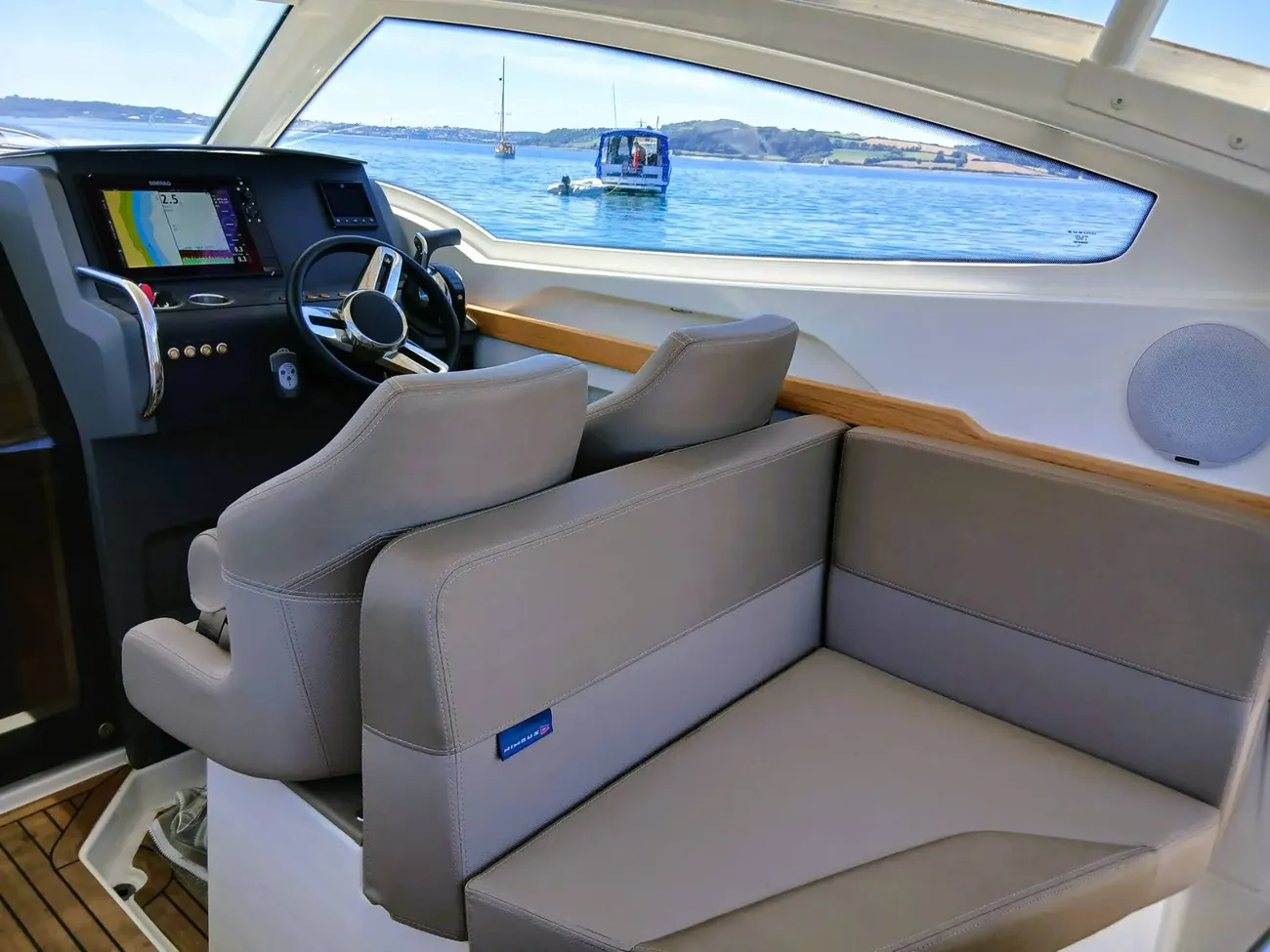 Thumbnail von Nimbus W9 True Colours