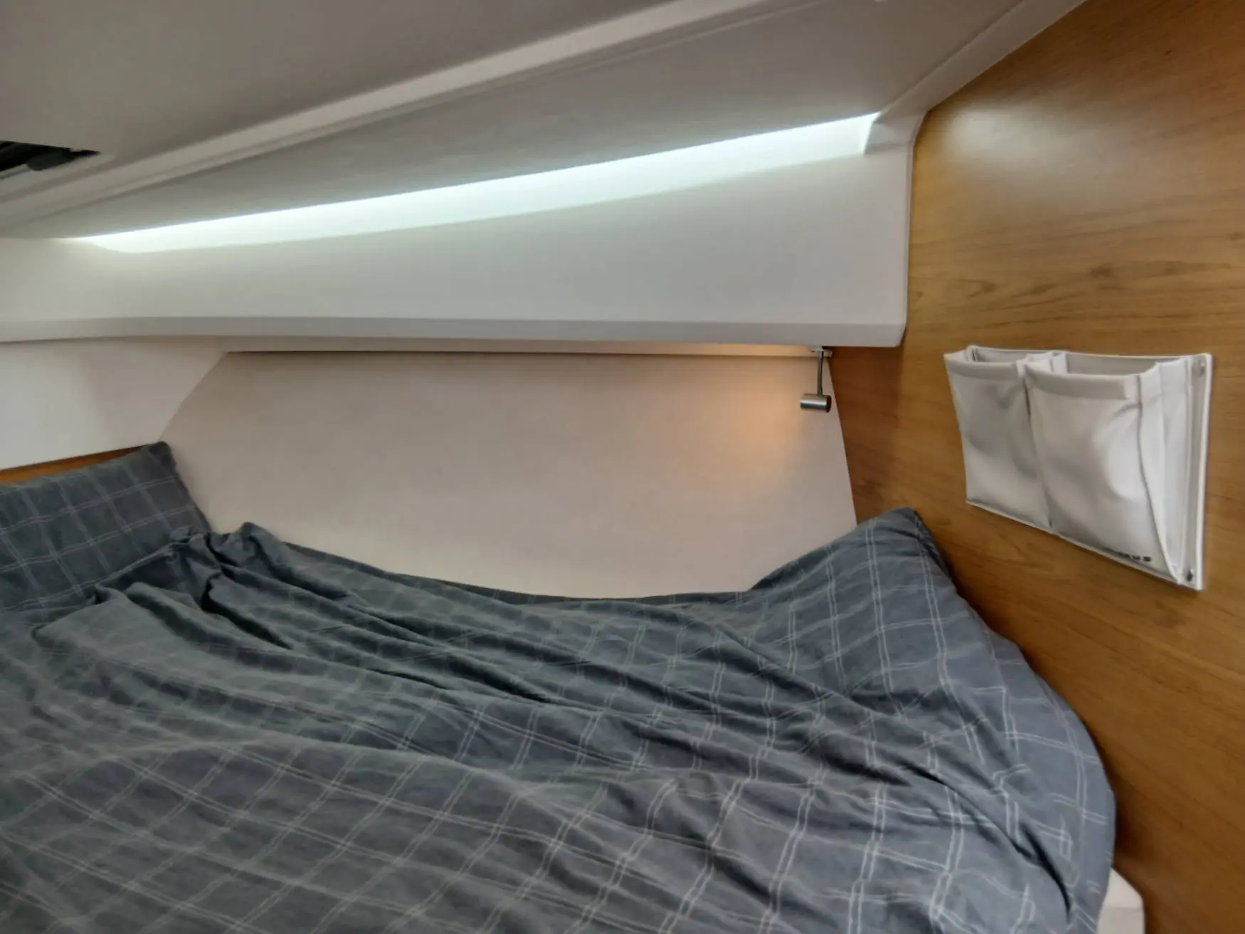 Thumbnail von Nimbus W9 True Colours