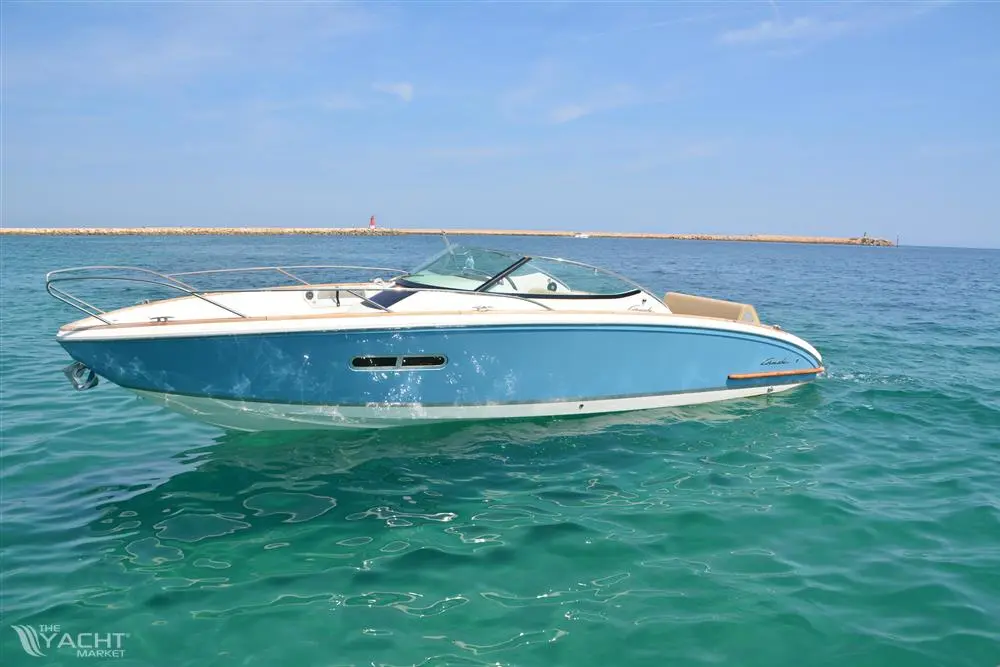 Cormate T28 Ex Display Boat (Unused)