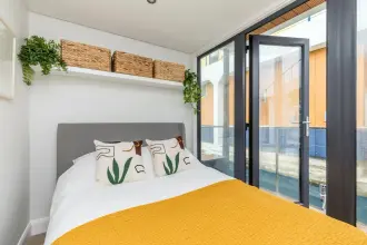 Thumbnail von Bluefield M250 Future order M250 Floating Home @ Limehouse