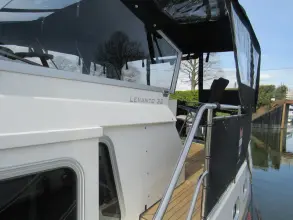 Thumbnail von Pedro Levanto 32 Athena