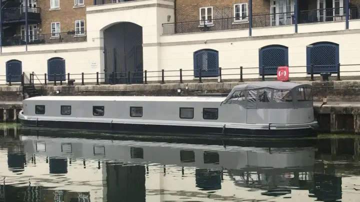 Waterspace Living Hampton 73 Luxury Widebeam Luxury Waterspace Living Hampton 73