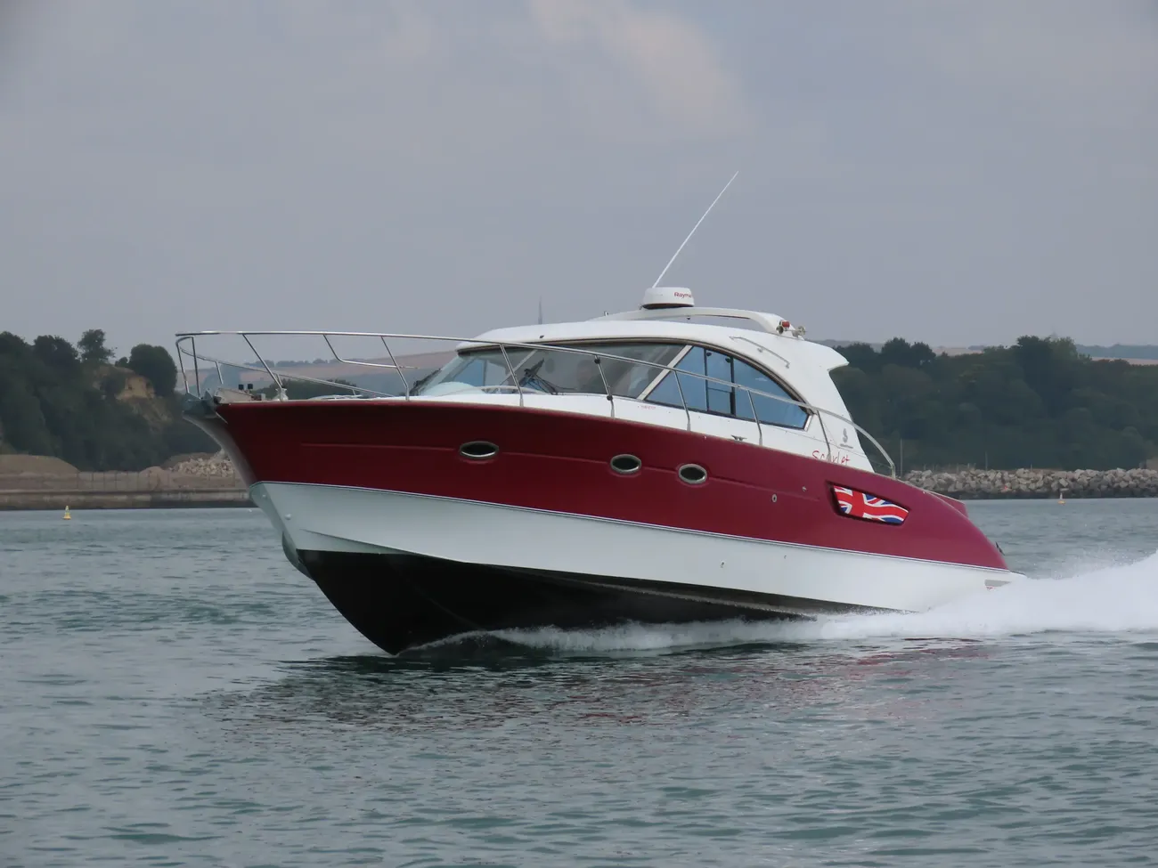 Beneteau Flyer 12 Cabin Scarlet