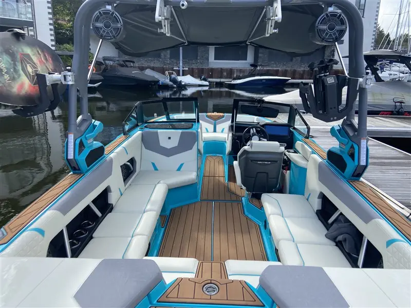 Super Air Nautique GS22