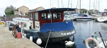 Thumbnail von Custom 65ft Dutch Barge Flat over crest