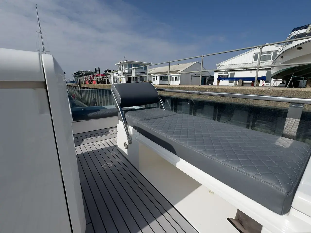 Thumbnail von Fairline Squadron 42 SERENITY