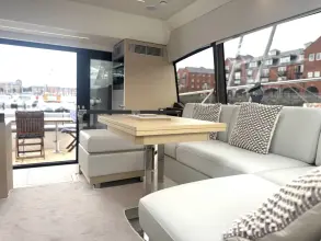 Thumbnail von Prestige 460 S