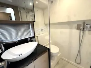 Thumbnail von Prestige 460 S