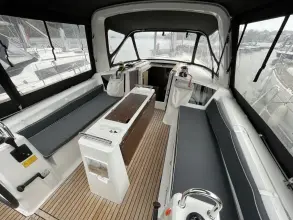 Thumbnail von Beneteau Oceanis 35.1