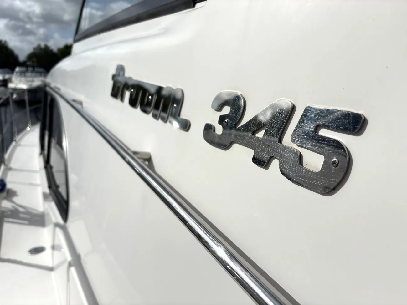 Thumbnail von Broom 345 OS