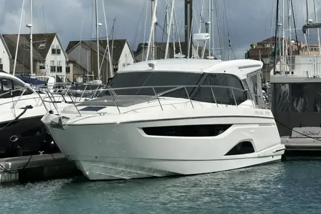 Bavaria R40 Coupe Folly Five