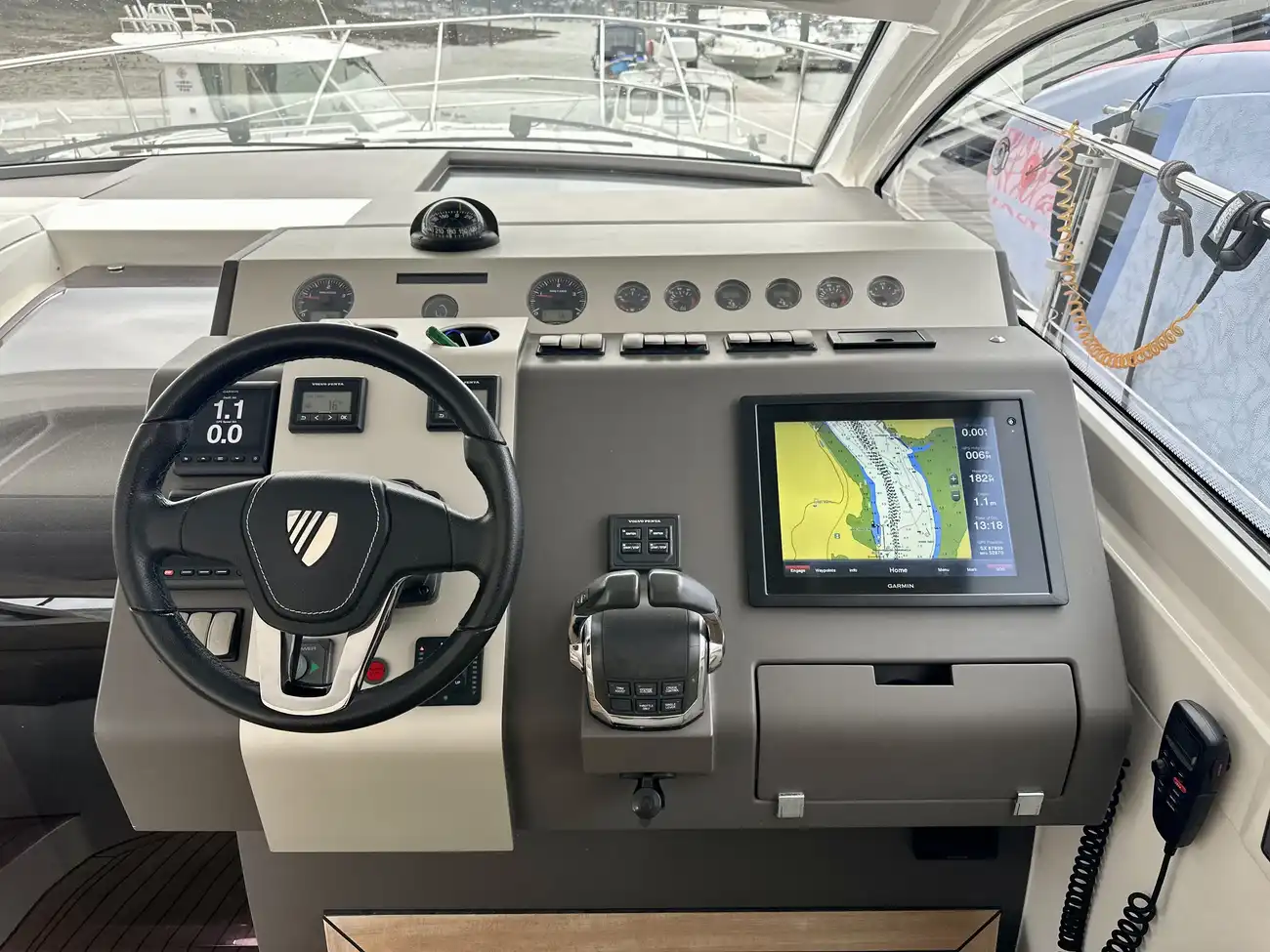 Thumbnail von Fairline Targa 38 GT BETTER WHEN WET