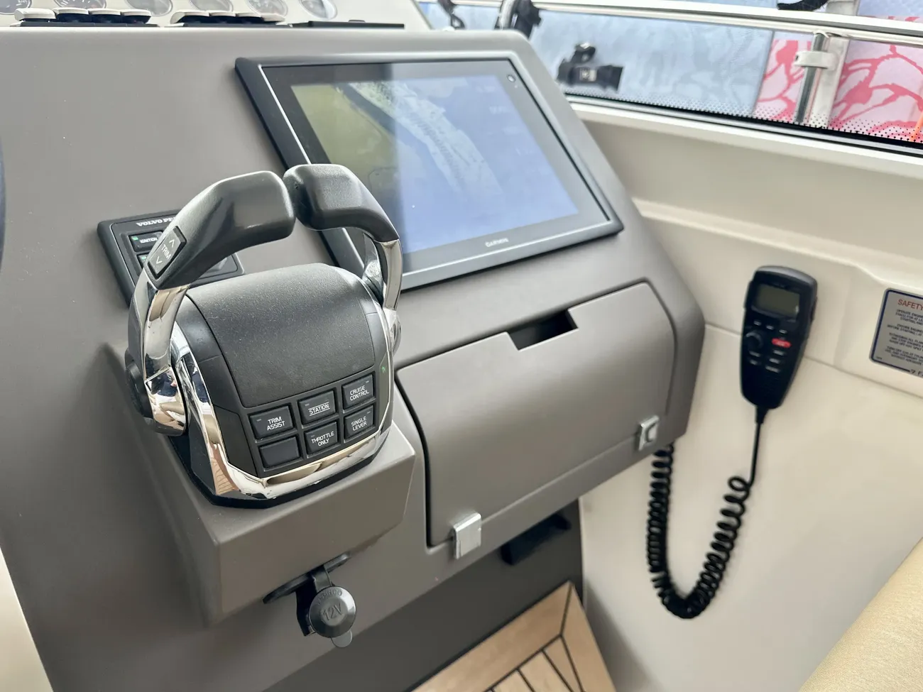 Thumbnail von Fairline Targa 38 GT BETTER WHEN WET