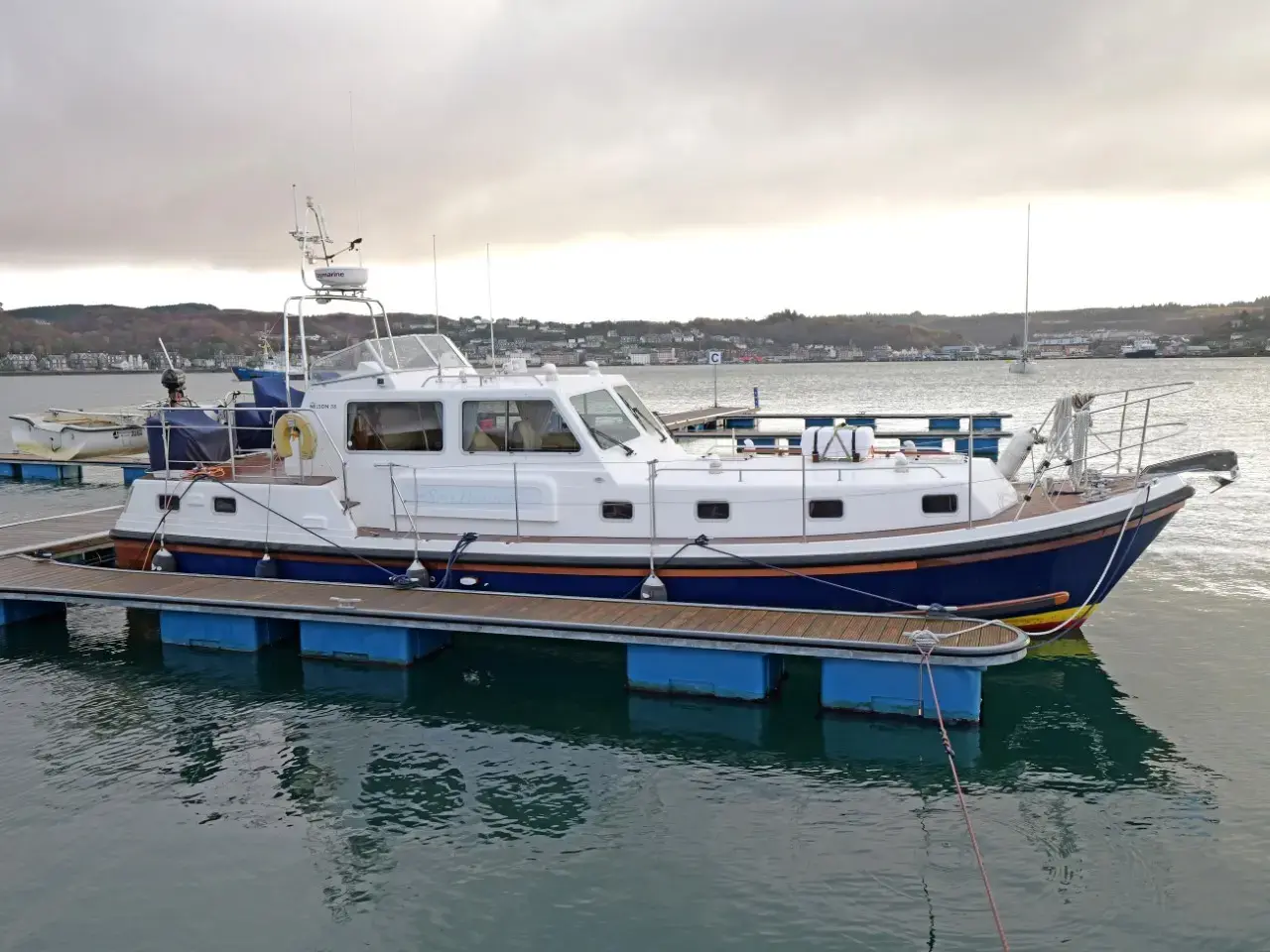 Dale 38 Aft Cabin SEA HOUND