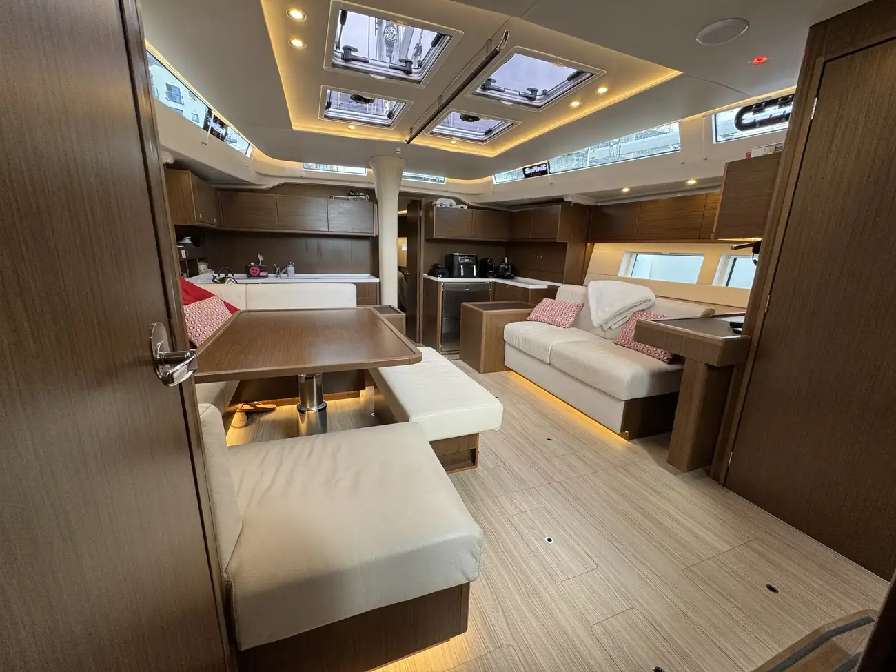 Thumbnail von Bavaria C57 Makara