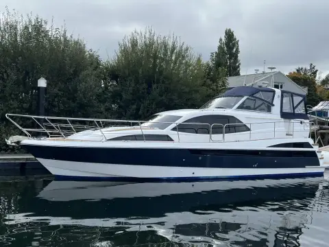Broom 430 STUNNING MASTER CABIN