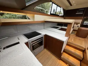 Thumbnail von Broom 430 STUNNING MASTER CABIN