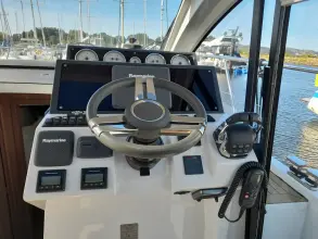 Thumbnail von Sealine C330 Tip-Sea
