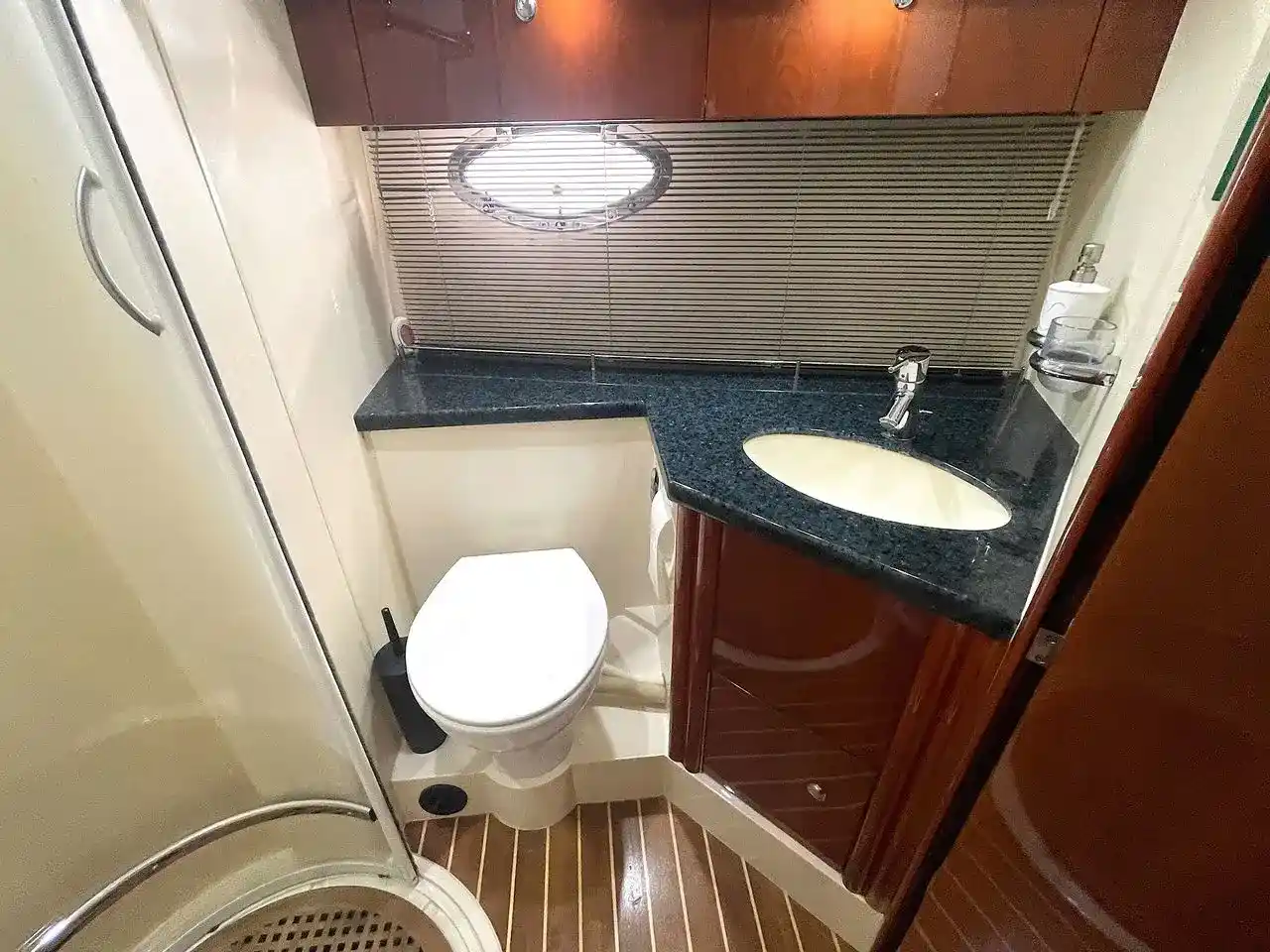 Thumbnail von Fairline Phantom 46 DRAGONFLY