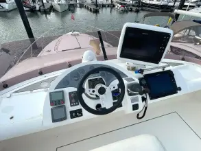 Thumbnail von Fairline Phantom 46 DRAGONFLY