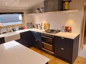 Thumbnail von Waterspace Living Hampton 70 Swan Ronson