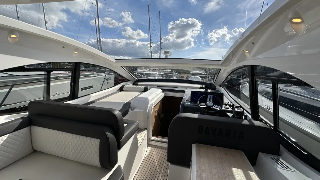 Thumbnail von Bavaria SR41 Auray