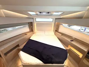 Thumbnail von Sealine S390 Presents as new