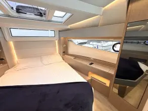 Thumbnail von Sealine S390 Presents as new