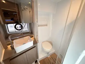 Thumbnail von Sealine S390 Presents as new