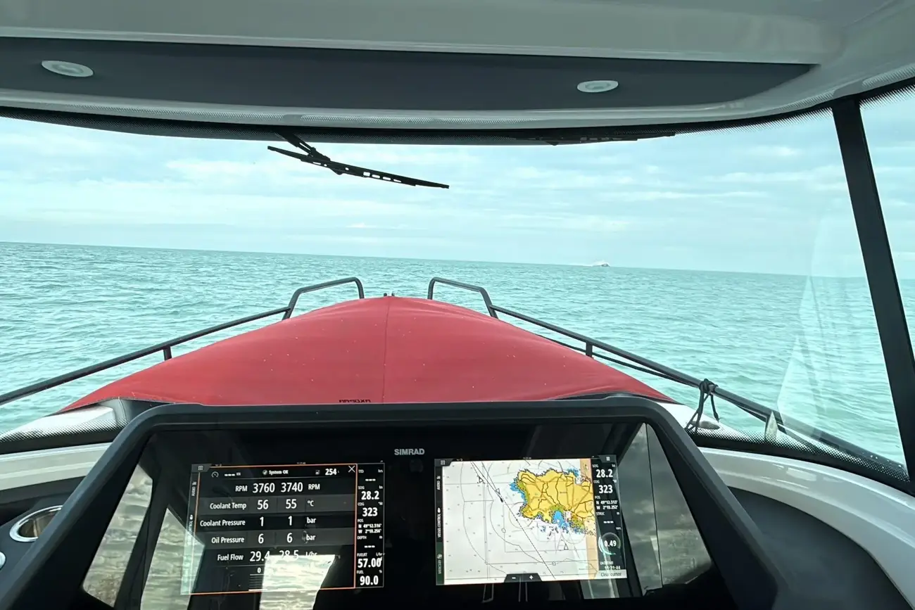 Thumbnail von Axopar 28 Cabin