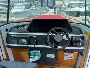 Thumbnail von Axopar 28 Cabin