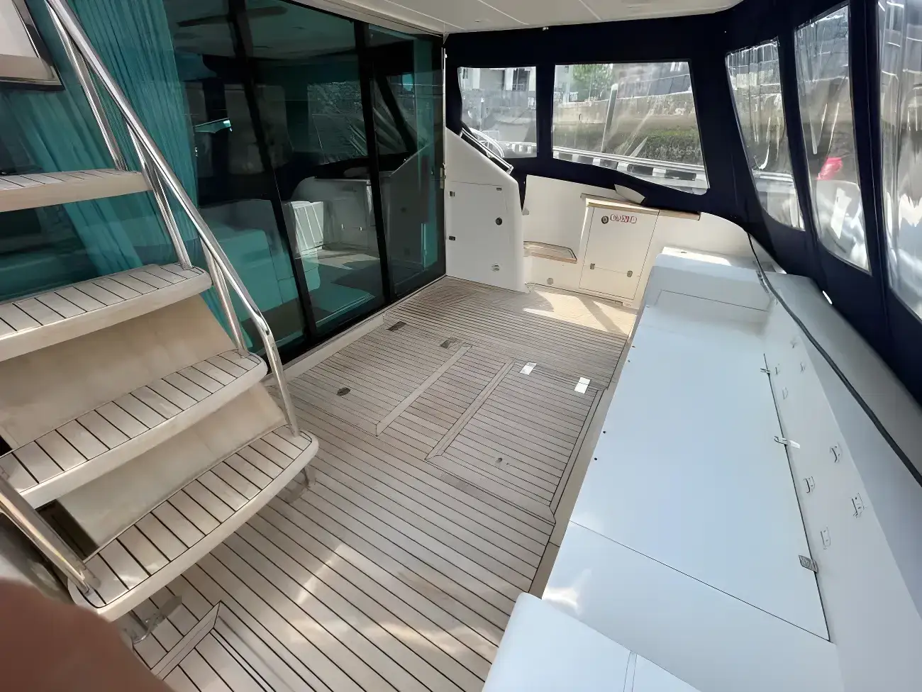 Thumbnail von Fairline Squadron 58