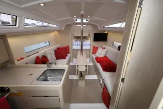 Thumbnail von Beneteau Oceanis 30.1 Lotty