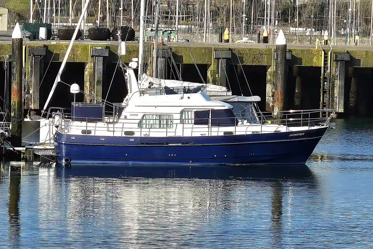 Hardy Commodore 42 JUNIPER